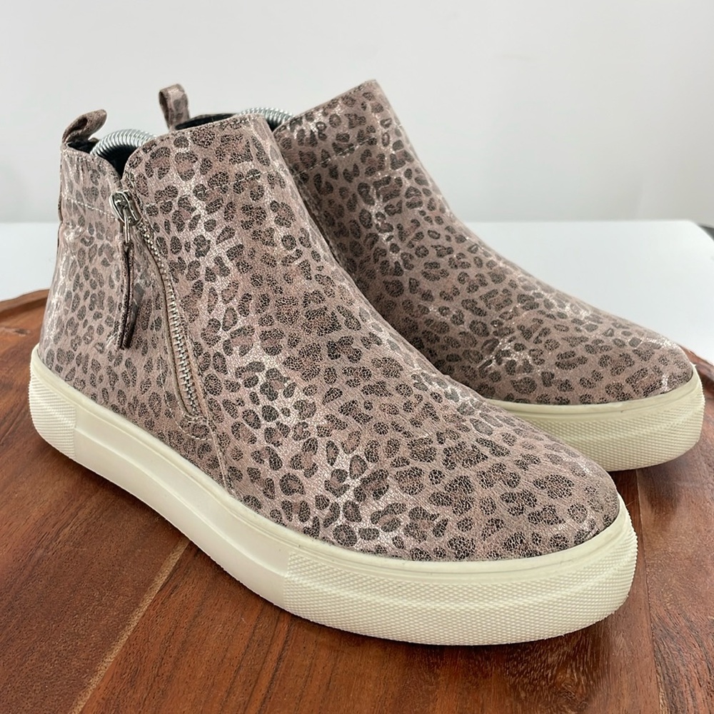 Dolcetta Pink Cheetah Print Womens Shoes Size 6 M